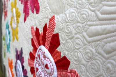 201007 Razz-a-dazzle Quilt Pattern with BOM option by Hugs n Kisses