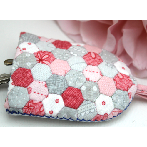 201028 Hexie Club Keyring Pocket Pattern by Hugs n Kisses