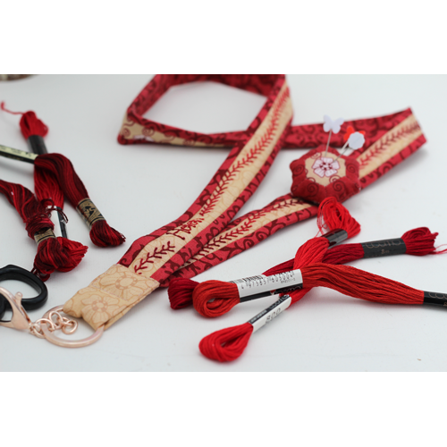 201029 Hexie Club Simple Lanyard Pattern by Hugs n Kisses