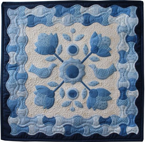 201056 Mini Quilt Club 2 in Applecore EPP Pattern by Hugs n Kisses