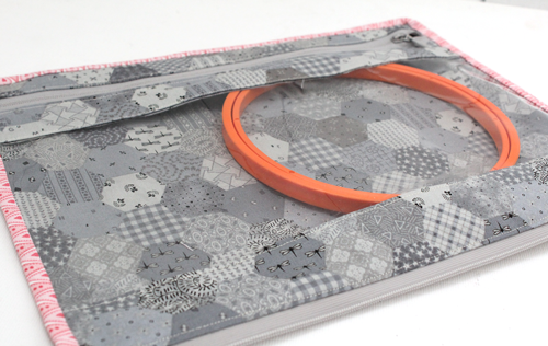 201079 Just for Jenny Zipper Pouch Pattern by Hugs n Kisses