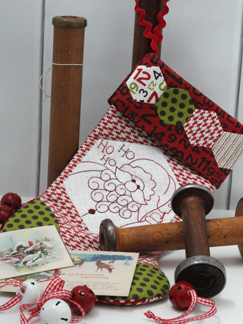 201086 Stitcher's Santa Stocking Pattern by Hugs n Kisses