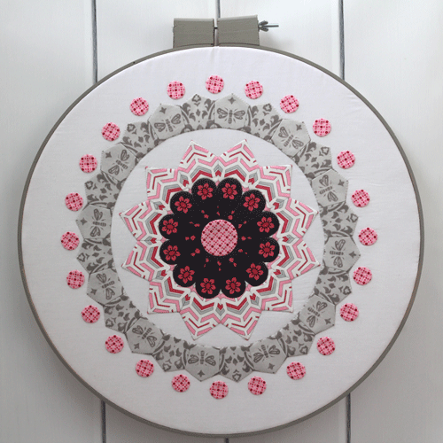 201093 In the Round 2 EPP Pattern by Hugs n Kisses