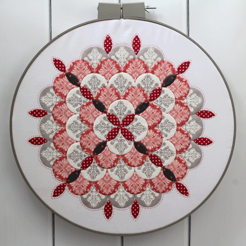 201095 In the Round 4 EPP Pattern by Hugs n Kisses