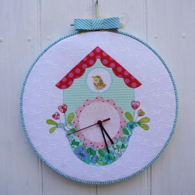 203002 Cuckoo Clock Pattern by Claire Turpin Creative Card