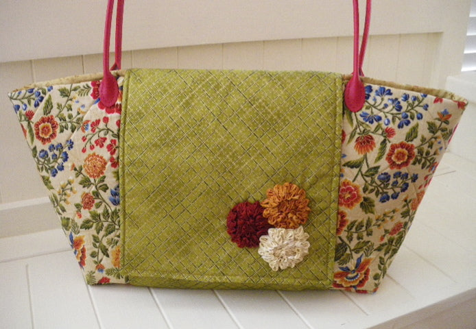 205015 Downtown Tote Pattern by Leesa Chandler