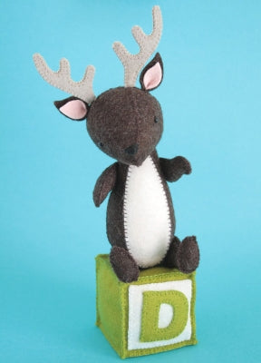 208005 D is for Deer Pattern by Ric Rac