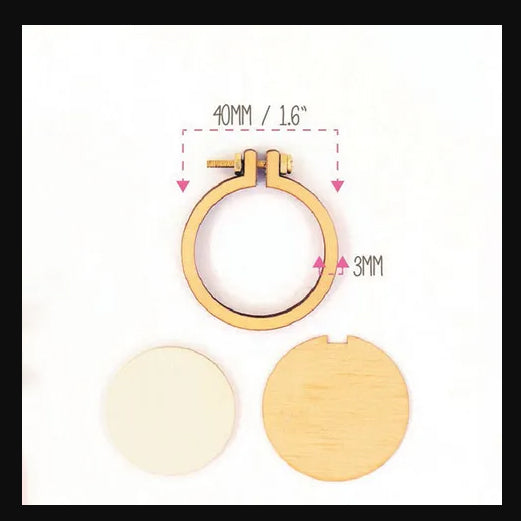 315003 Miniature Embroidery Hoop 4cm Timber with Brooch