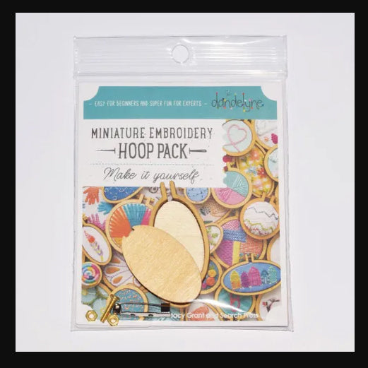 315014 Miniature Embroidery Hoop Oval Small Vertical Timber with Brooch